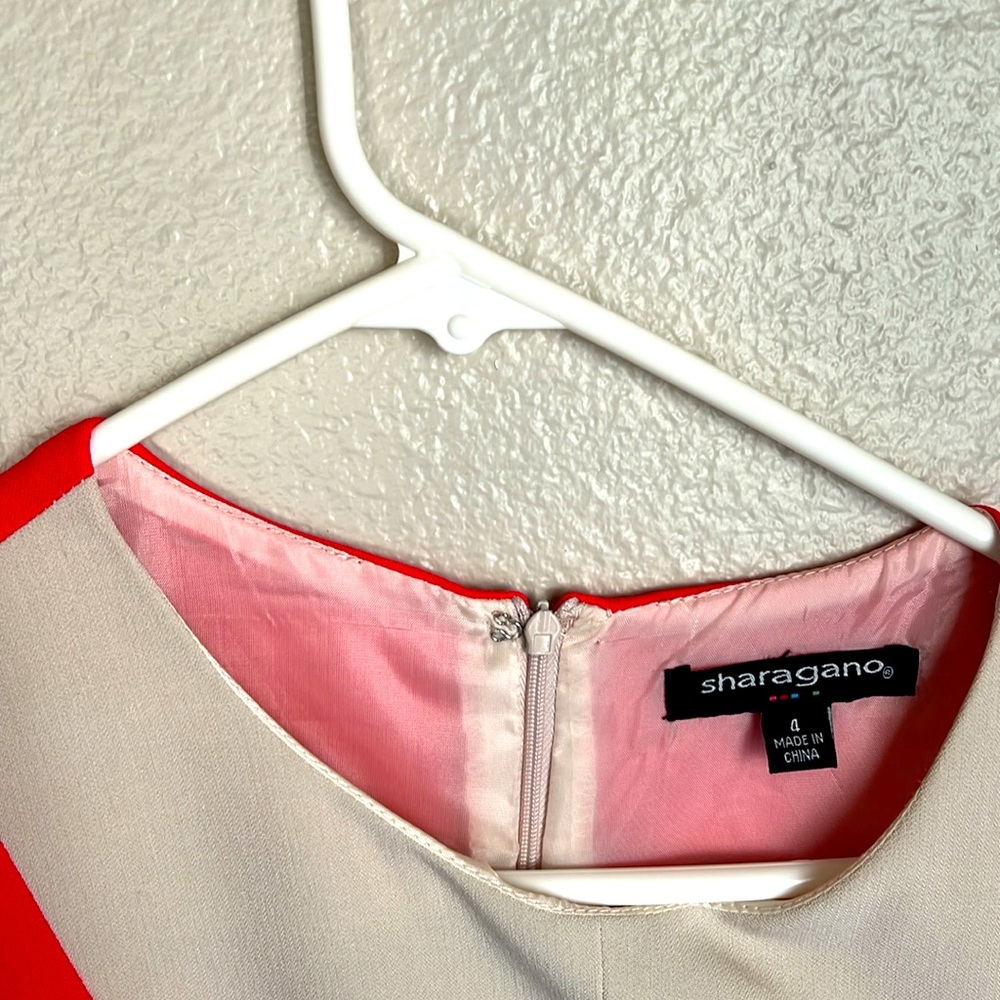 Sharagono women’s Dress - Picture 3 of 8